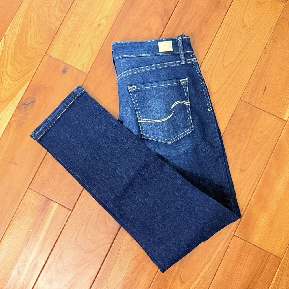 Levi's Signature Jeans Womens 31x32 Mid Rise Slim Whiskers Straight Leg
